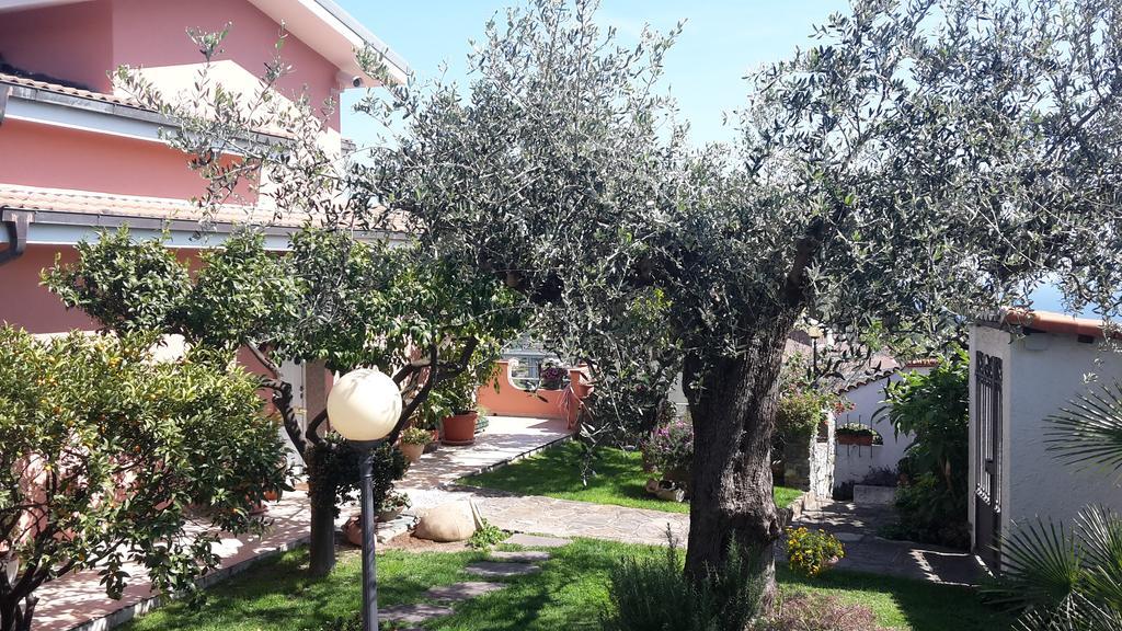 Azienda Agrituristica Villa Arianna إمبيريا المظهر الخارجي الصورة
