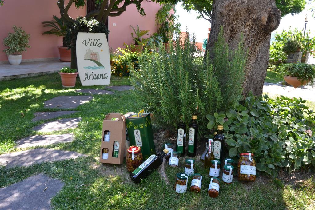 Azienda Agrituristica Villa Arianna إمبيريا المظهر الخارجي الصورة