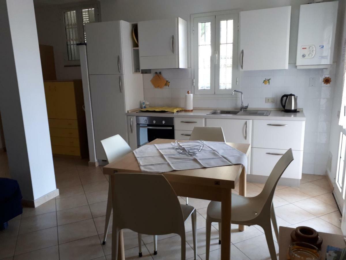 Azienda Agrituristica Villa Arianna إمبيريا المظهر الخارجي الصورة